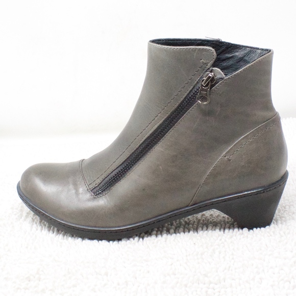 Dansko Shoes - Dansko Gray Leather Diagonal Zip Up Leather Boots
